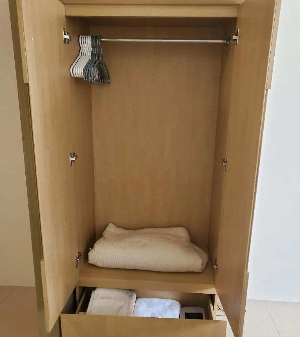 Aparthotel Group Stay By Metro Staycation Manila
