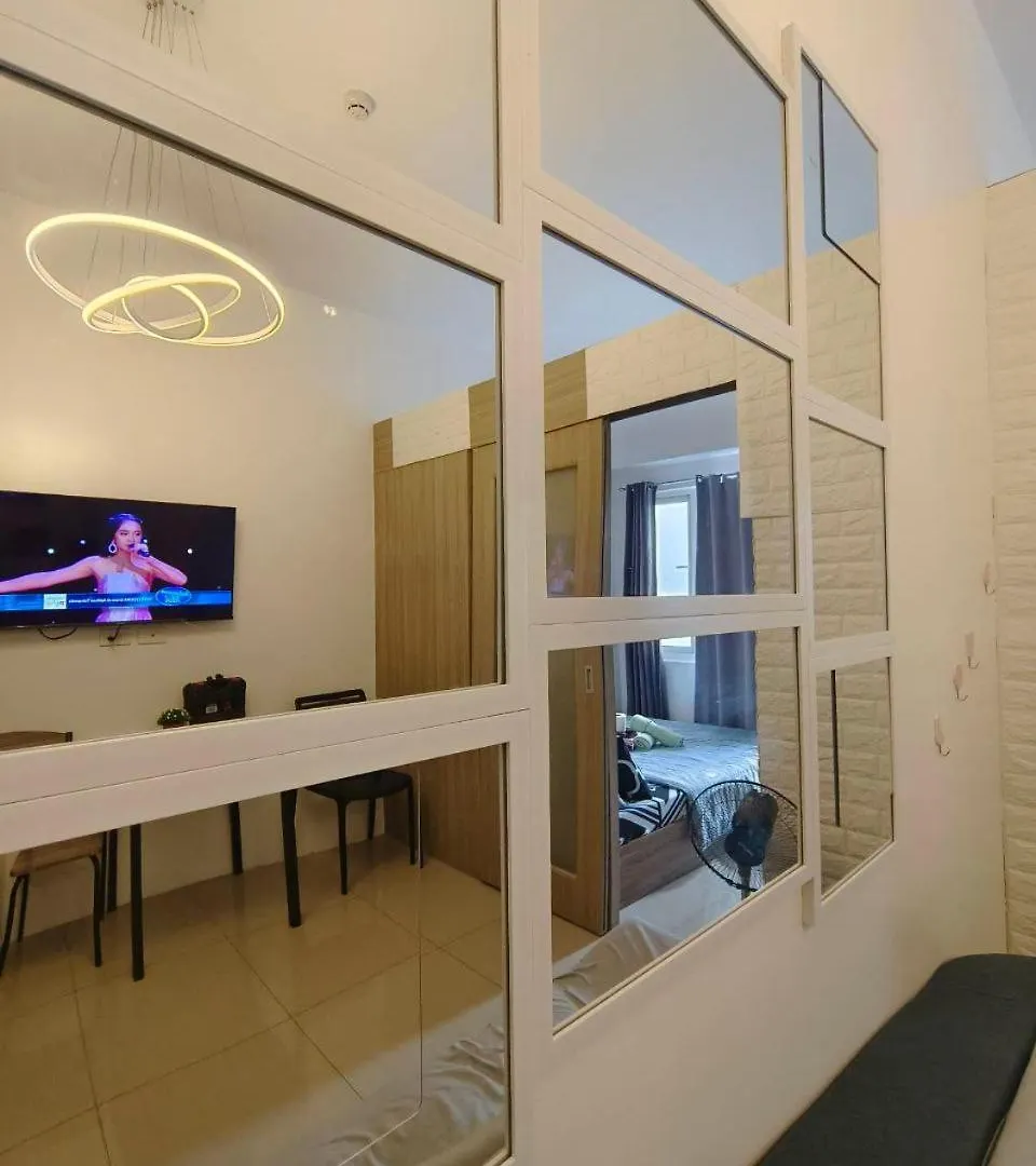 Group Stay By Metro Staycation Manila Aparthotel