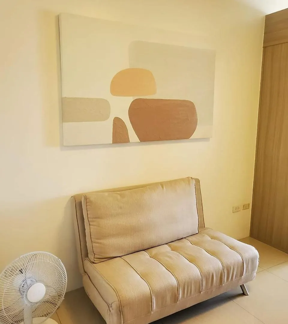 Group Stay By Metro Staycation Manila Aparthotel