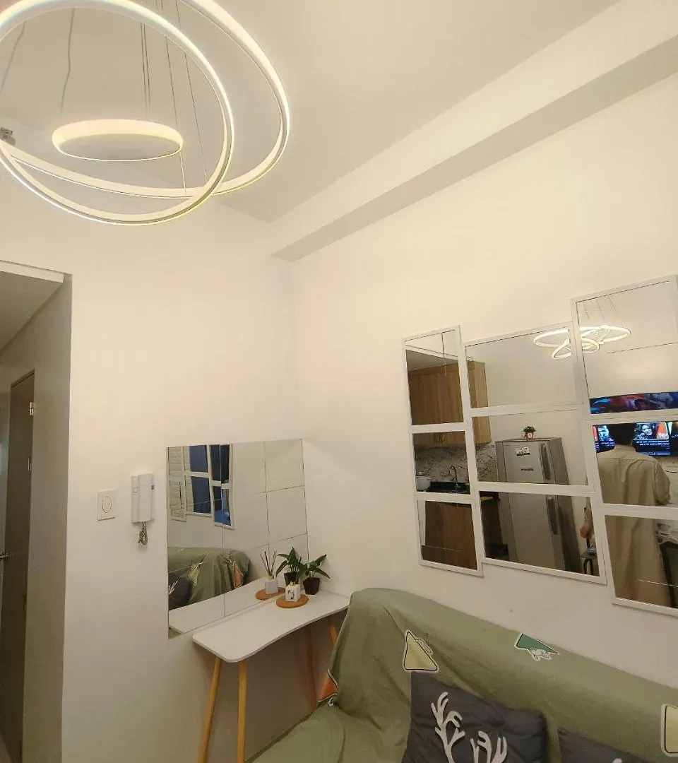 Group Stay By Metro Staycation Manila Aparthotel